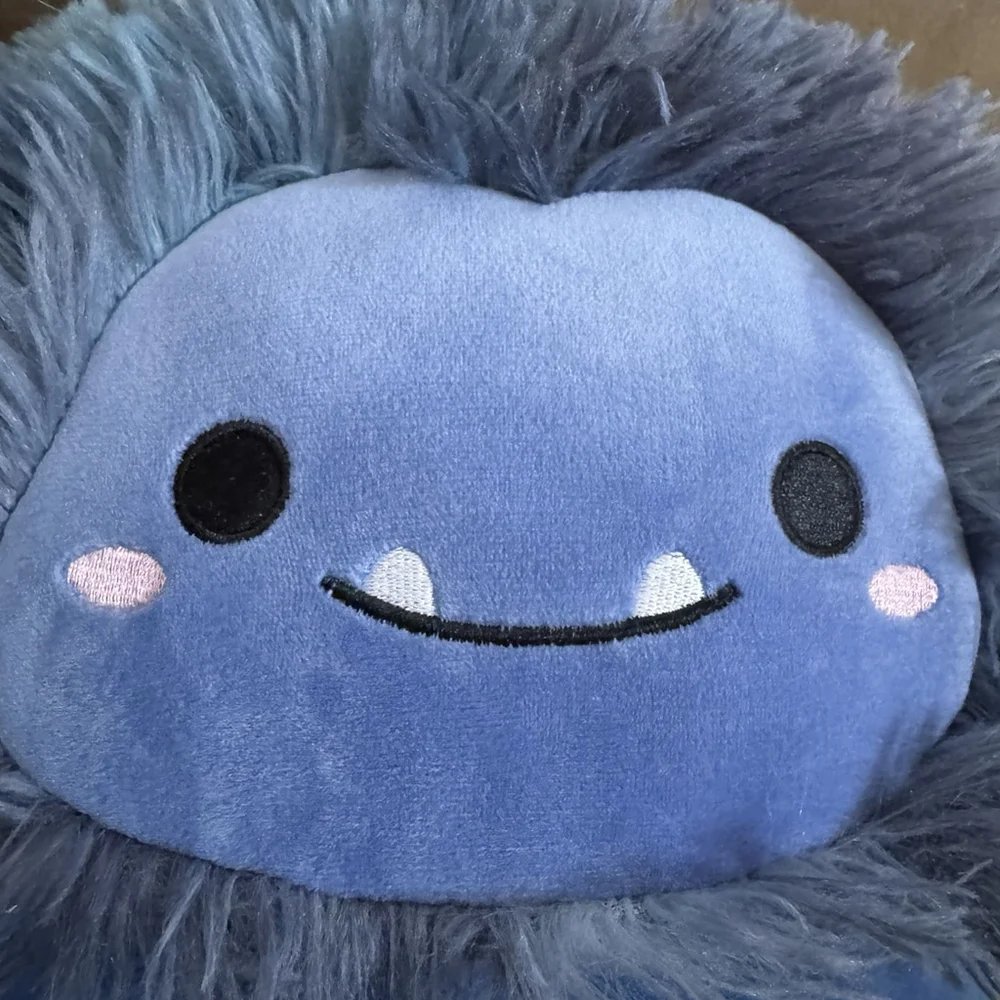Squishmallows 12 Inch Dani Dark Blue Bigfoot Sasquatch Yeti Plush Stuffy 2022 - Picture 5 of 7